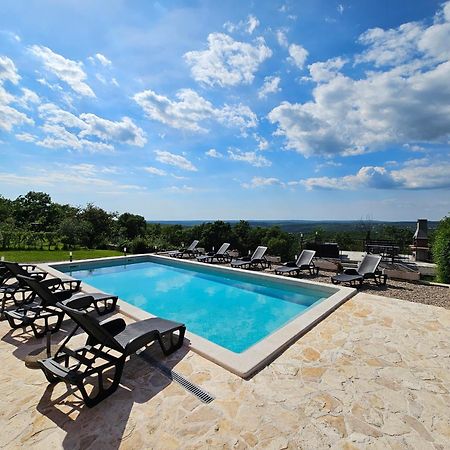 Bed And Breakfast Rogocana Labin  Exterior foto