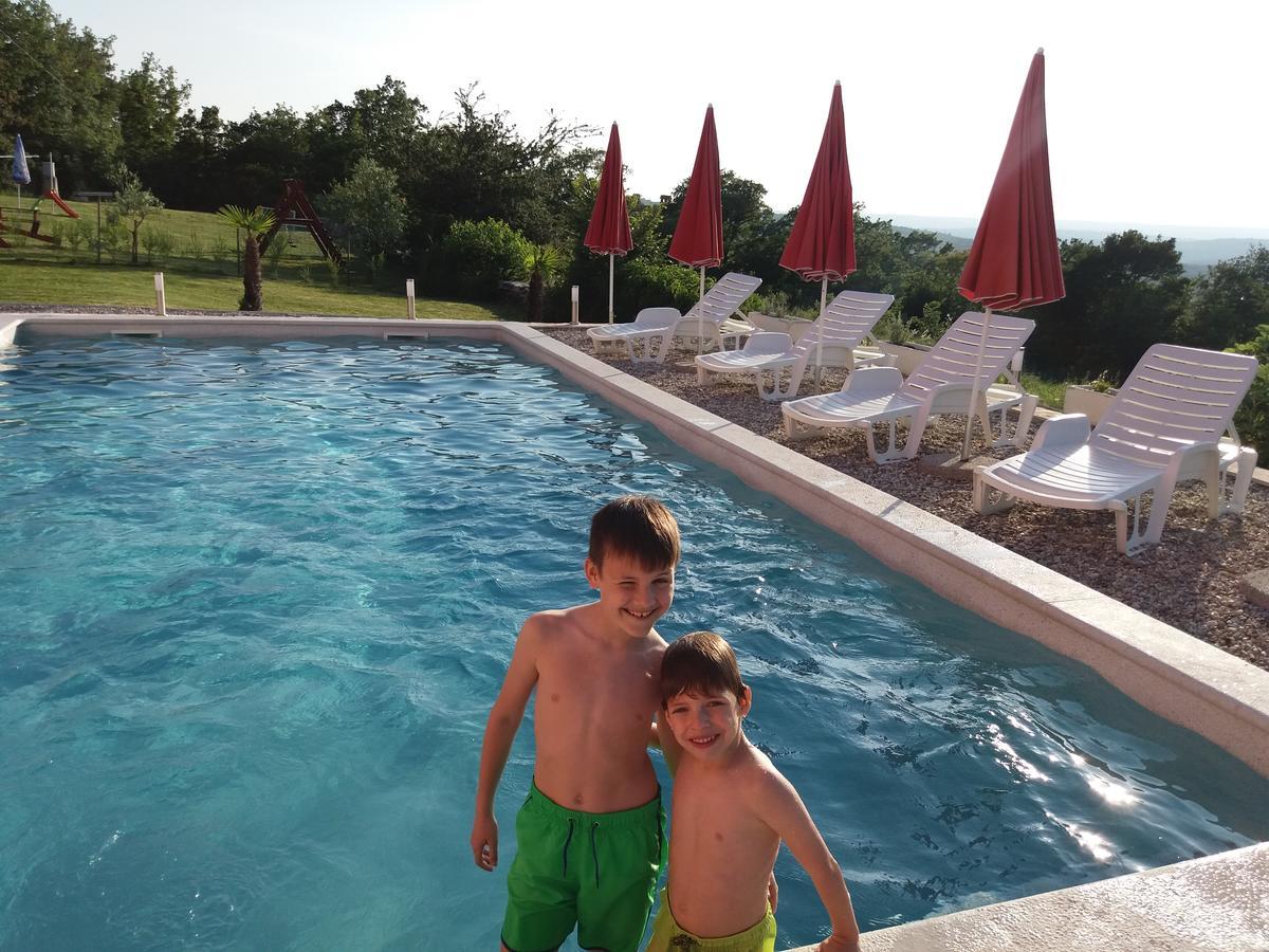 Bed And Breakfast Rogocana Labin  Exterior foto